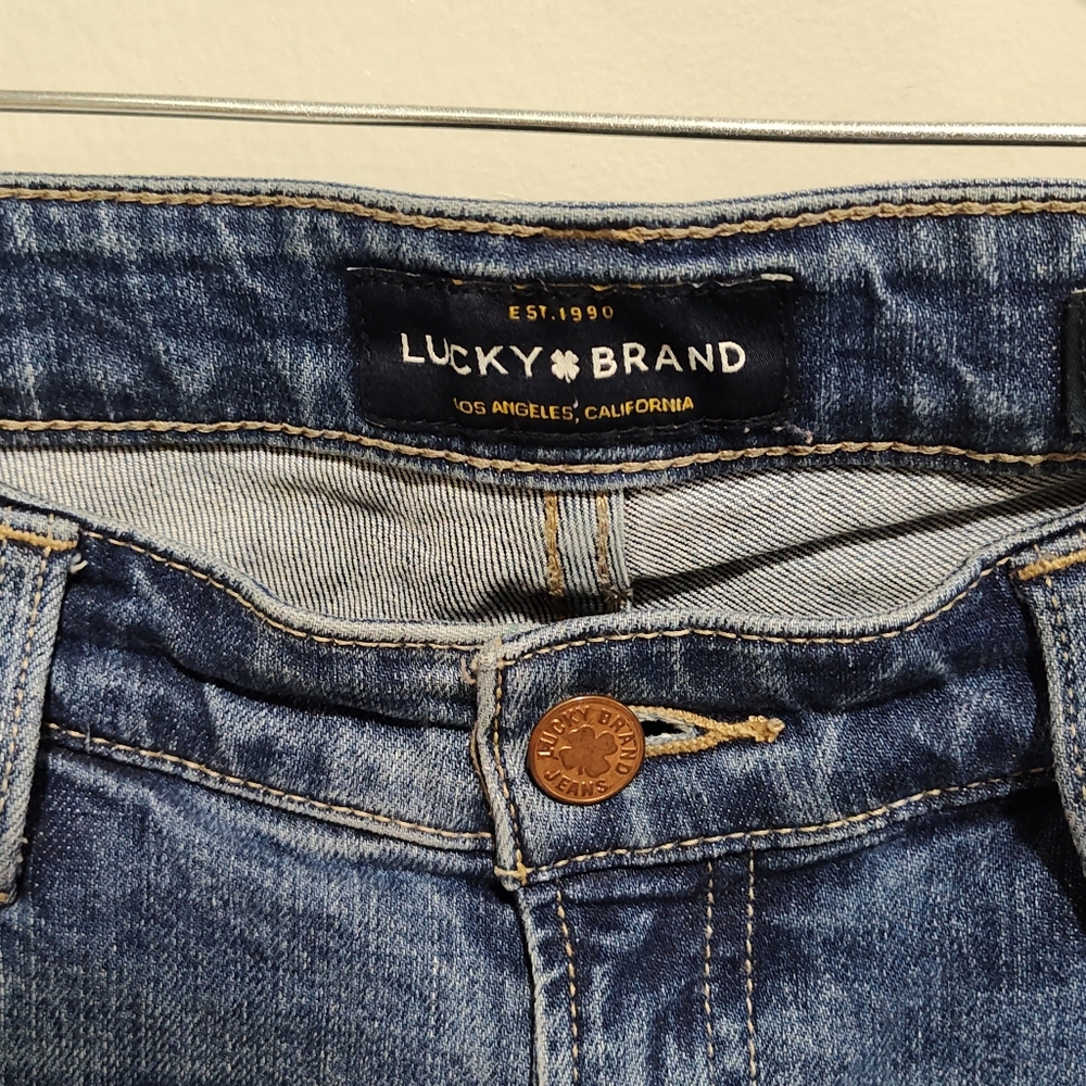Lucky Brand Women's Sweet Straight Blue Jeans Size 6/28 Regular - Picture 3 of 8